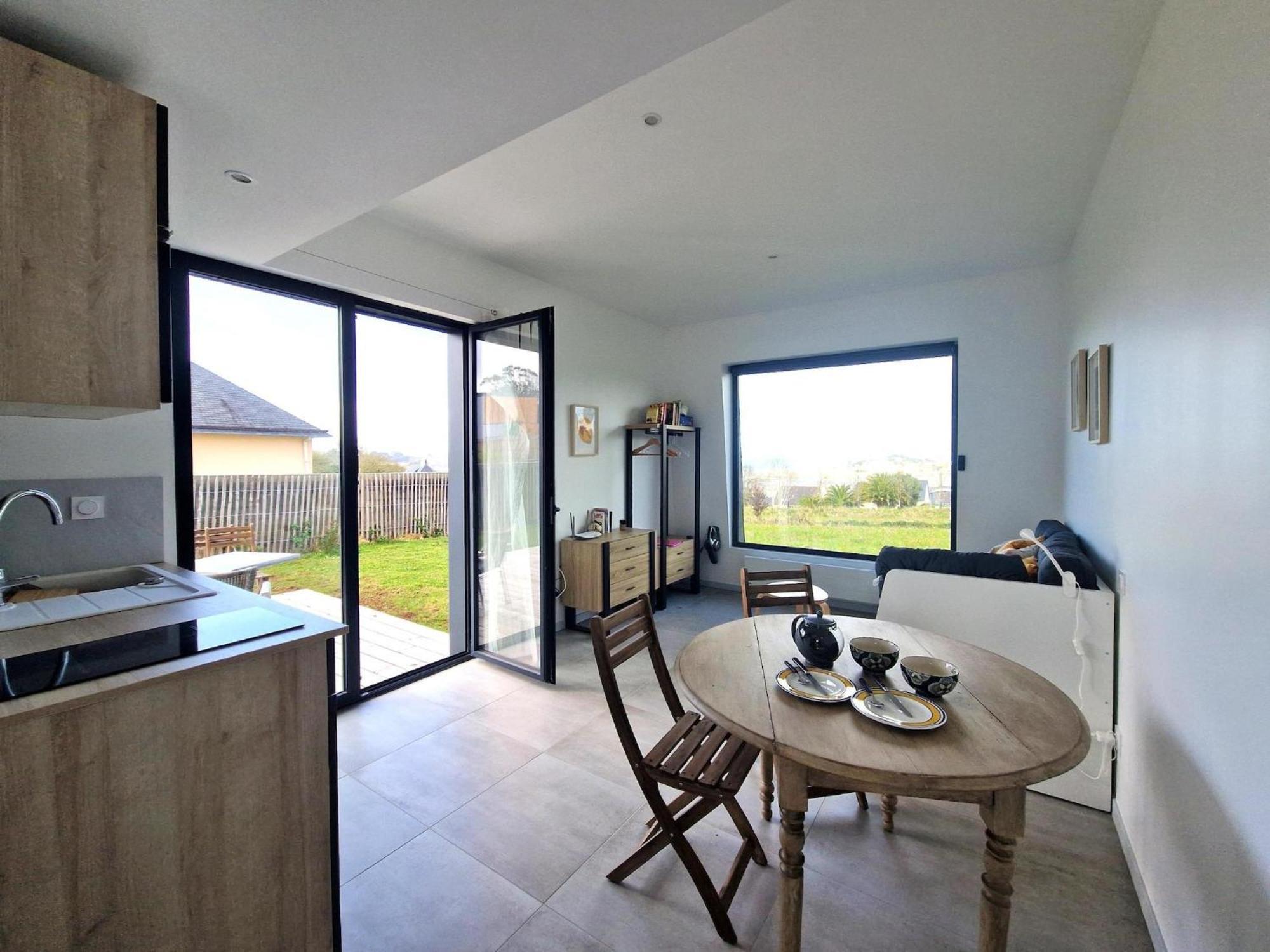 Villa With Superb Sea View, Beach Access 400 M Locquirec Exteriör bild